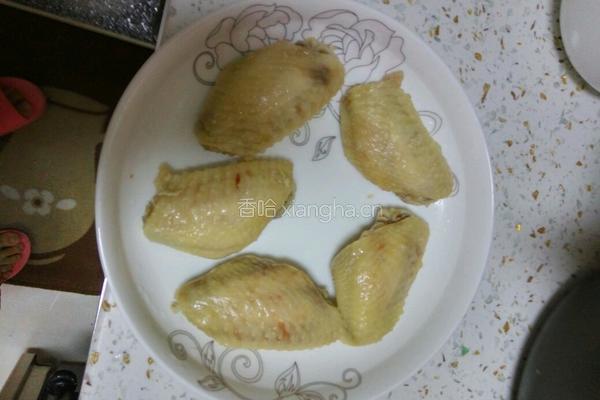 香酥炸鸡翅的做法图解1
