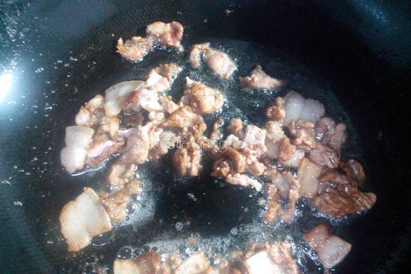 牛肝菌炒肉的做法图解7