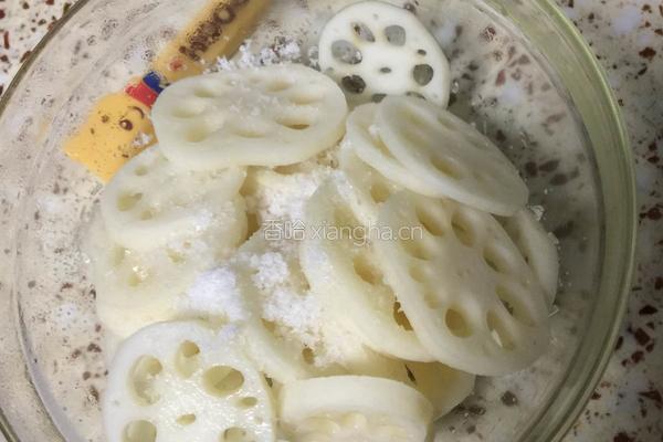香辣藕片的做法图解5