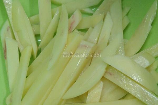 咖喱鱼蛋的做法图解1