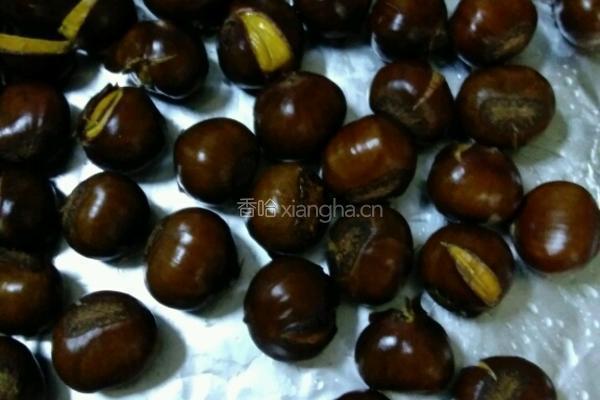 越吃越上瘾的糖炒栗子的做法图解3