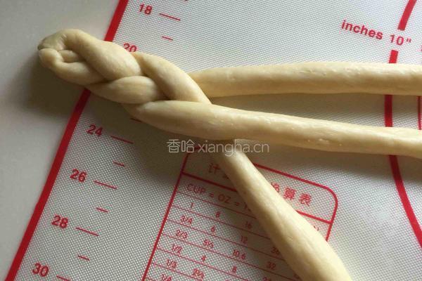 蜂蜜辫子软麻花的做法图解7