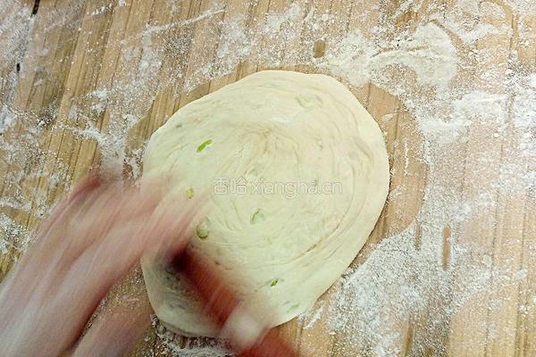 葱花大油饼（烫面）的做法图解15
