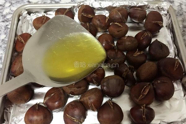 开口板栗的做法图解3