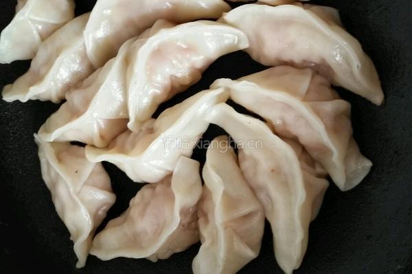 香菇煎饺的做法图解5