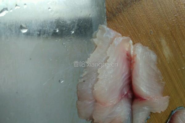 茄汁菊花鱼的做法图解2