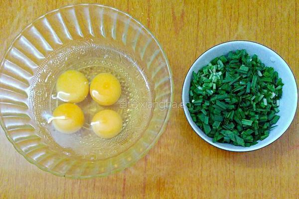 韭菜鸡蛋卷的做法图解1