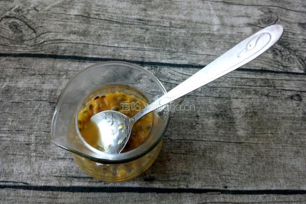 鸡蛋果蜂蜜柚子茶的做法图解4