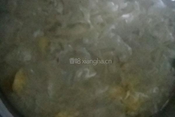 紫薯银耳羹的做法图解1