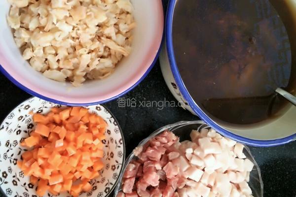 自制香菇海鲜肉酱的做法图解2