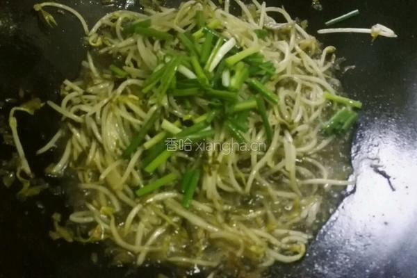 雪菜炒绿豆芽的做法图解10