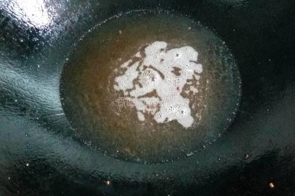 糖醋猪肉的做法图解2