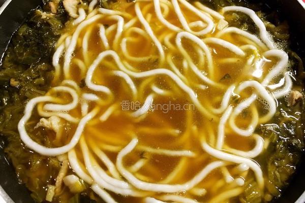 酸菜肉丝土豆粉的做法图解7