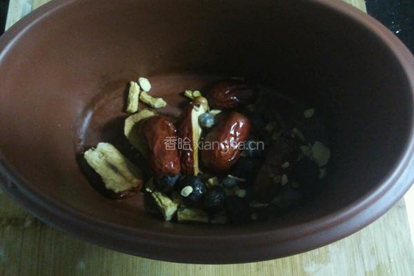 补中益气土鸡汤的做法图解4