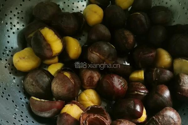 板栗烧五花肉的做法图解7