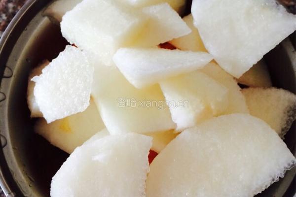 雪梨胡萝卜奶昔的做法图解2