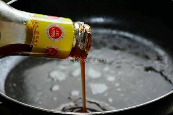 鲍汁茼蒿培根卷的做法图解8