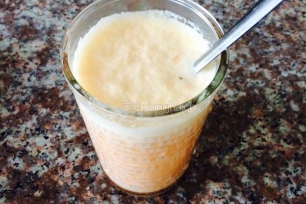 雪梨胡萝卜奶昔的做法图解5