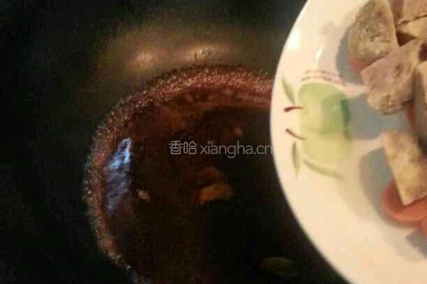 糖醋火腿肠的做法图解5