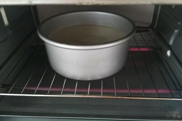 戚风蛋糕胚子（6寸）的做法图解13