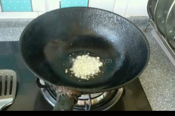蒜香荷兰豆的做法图解2