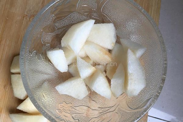 桂花雪梨汤的做法图解1