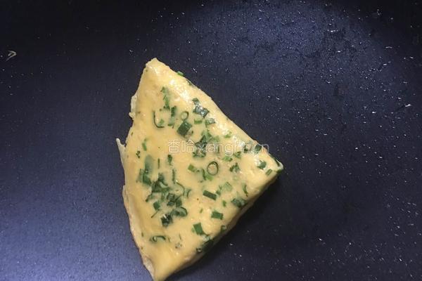 香菜葱花鸡蛋饼的做法图解10