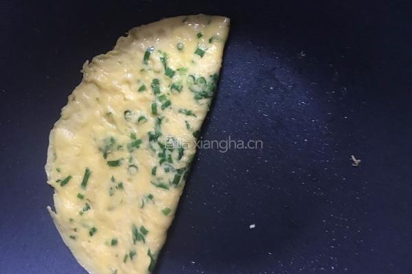 香菜葱花鸡蛋饼的做法图解9