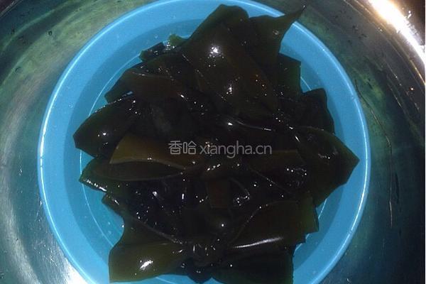 排骨玉米海带汤的做法图解3