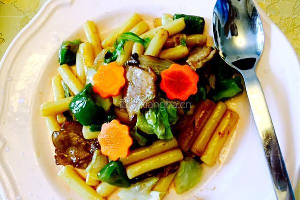 酱肉炒年糕的做法图解6