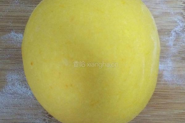 南瓜黄玫瑰的做法图解4