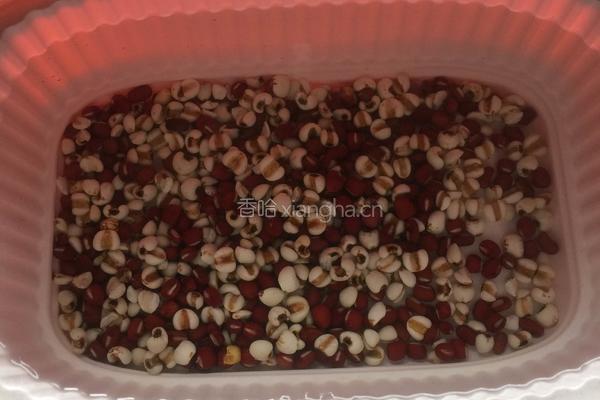 燕麦消脂粥的做法图解1