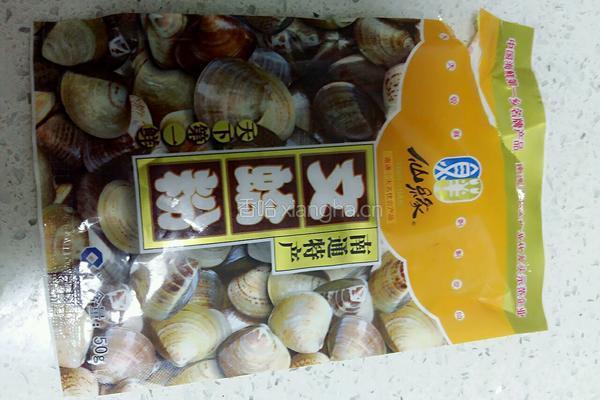 扁豆虾米茄子汤的做法图解2