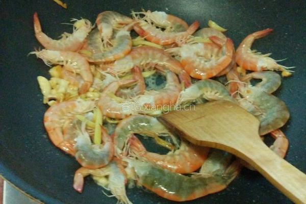 芹菜炒虾的做法图解4