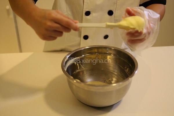 纸杯蛋糕的做法图解4