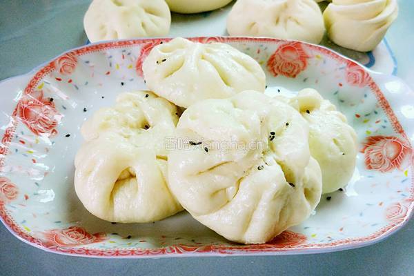芝麻糖包的做法图解1