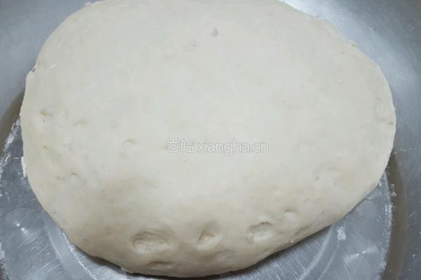 猪肉虾仁莲藕云吞的做法图解5