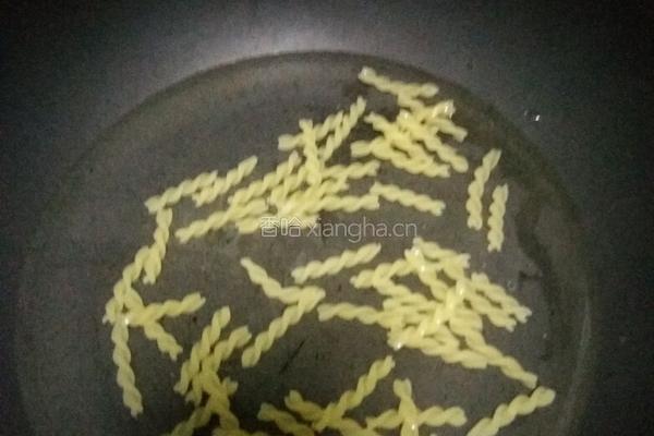 香煎黑胡椒鸡排的做法图解2