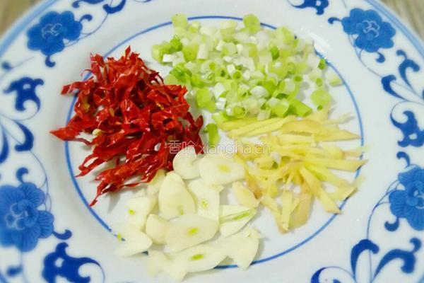 炒黄豆芽的做法图解2