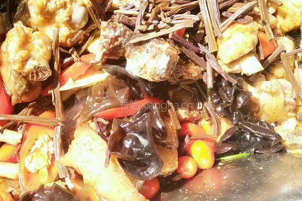 干锅土鸡的做法图解9