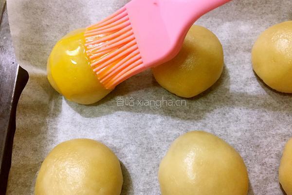 蛋黄酥的做法图解24