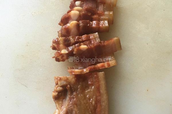 蒜苔炒腊肉的做法图解4
