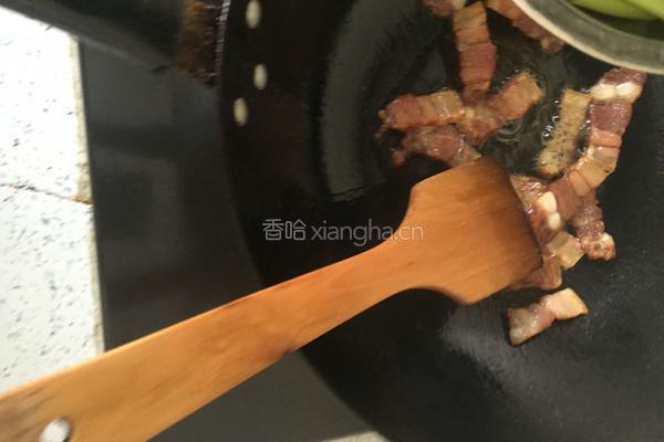 蒜苔炒腊肉的做法图解6