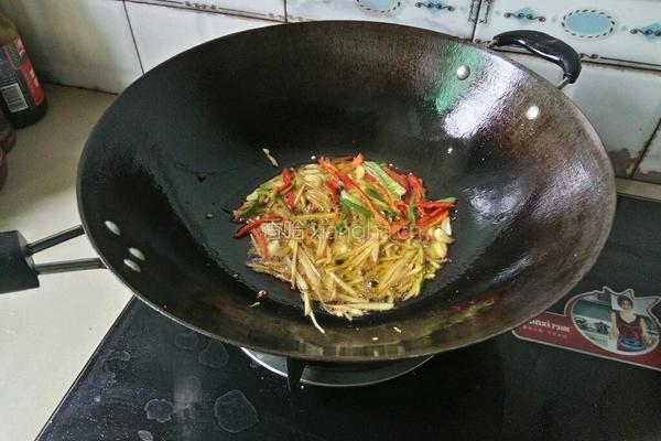 素炒地瓜丝的做法图解3