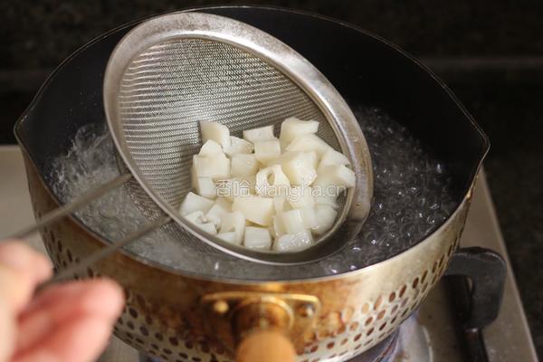 豆豉什锦炒莲藕的做法图解4