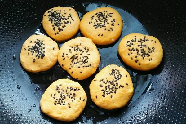 芝麻南瓜饼的做法图解9