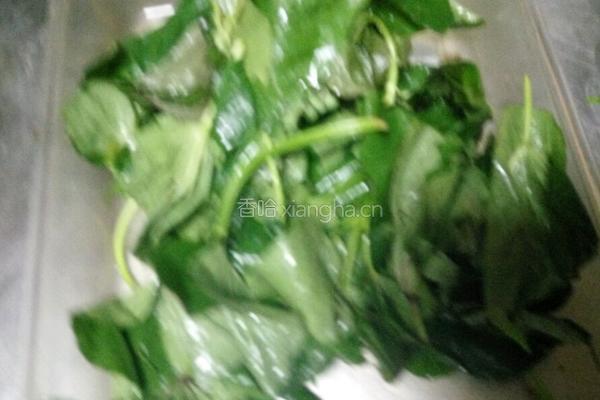 粉蒸红薯叶的做法图解1