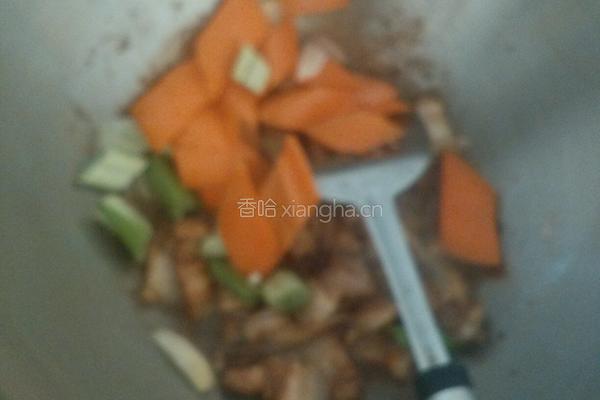 白菜莲藕五花肉炖豆腐的做法图解5