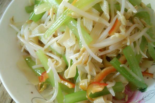 豆皮拌香芹的做法图解7