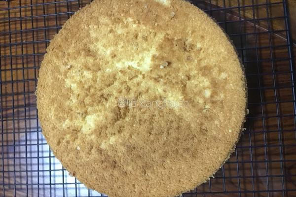 八寸戚风蛋糕的做法图解13